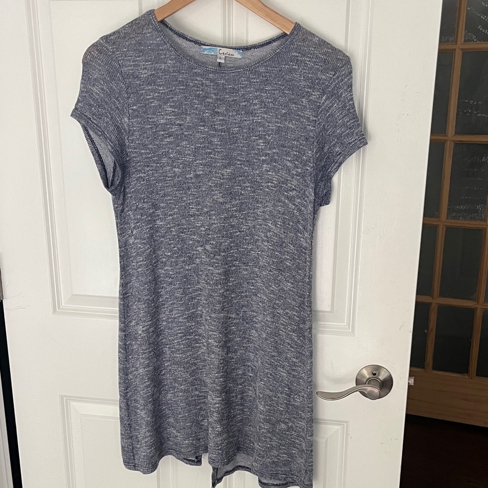 Cecico Blue Knit Tunic Top short sleeve with back slit sz large